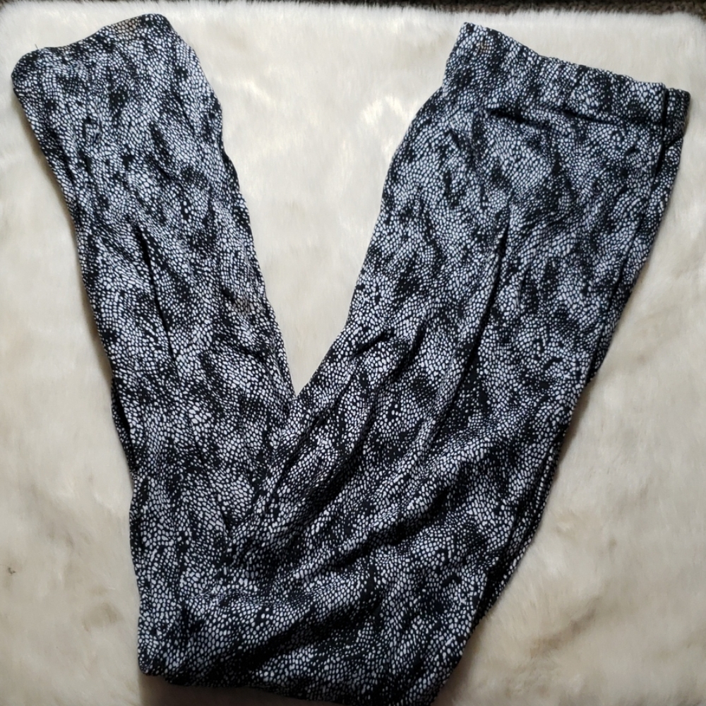 Sheer lightweight leggings